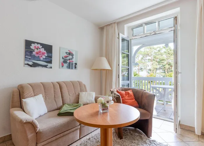 Lejlighed Fewo-8-aparthotel-binz-direkt-an-der-strandpromenade-mit-meerblick-und-balkon